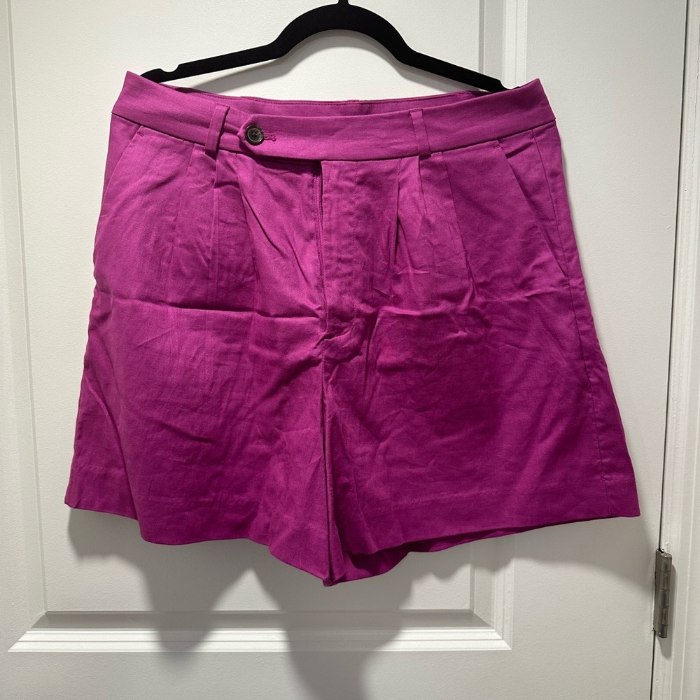 NWT ask Magenta Stretch Linen Blend Short size 10